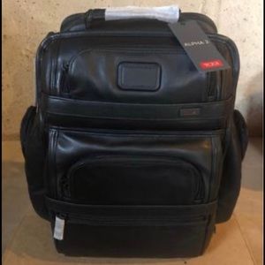 Tumi Alpha 2